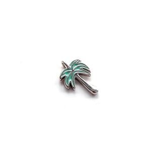 Pura Vida Silver Tone Enamel Palm Tree Vacation Resort Tropical Bracelet Charm